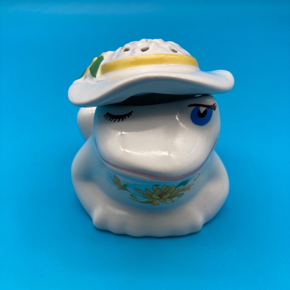 Vintage 1982 Avon Canada Flirty Winking Frog Ceramic Potpourri Pomander